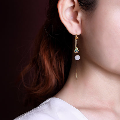 Beautiful Silver Earring with Unique Style