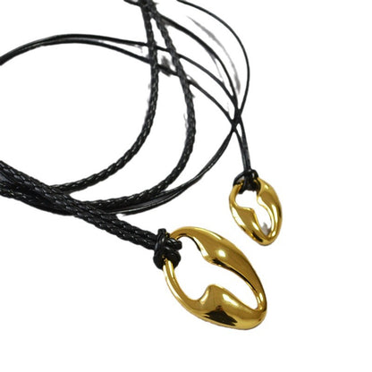 Beautiful Gold Necklace with Unique Style