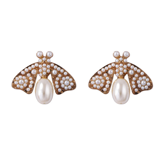 Romantic Pearl Earring for Special Moments