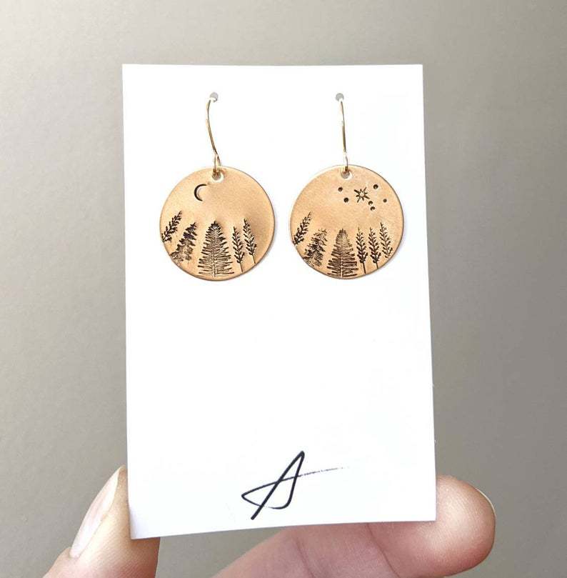 Beautiful Gold Earring with Unique Style