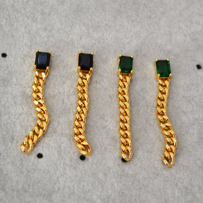 Charming Gold Earring for Any Occasion