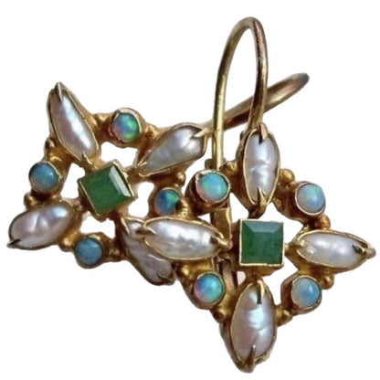 Classic Earring with Timeless Appeal