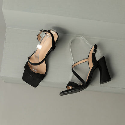 Graceful Orthopedic Sandals for Modern Look