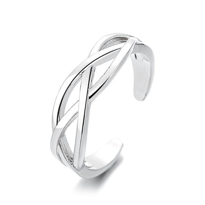Classic Silver Ring with Timeless Appeal
