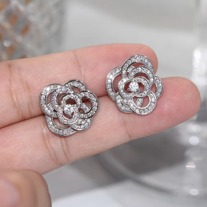 Classic Earring with Timeless Appeal