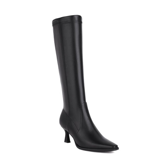 Graceful Orthopedic Boots for Modern Look