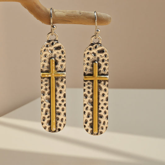 Charming Earring for Any Occasion