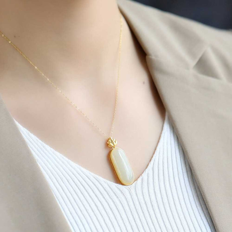 Elegant Gold Necklace for Every Occasion