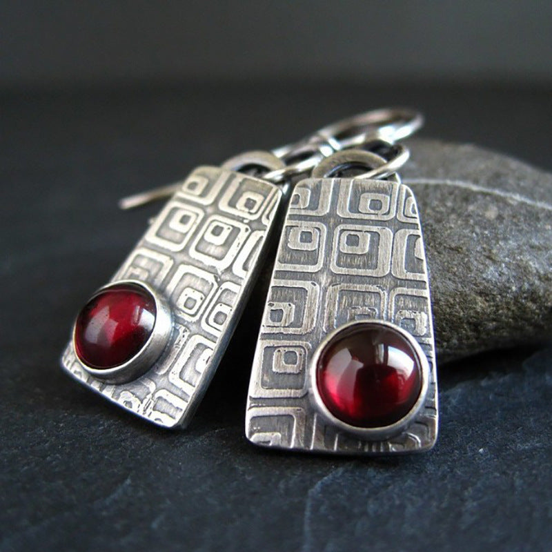 Classic Earring with Timeless Appeal