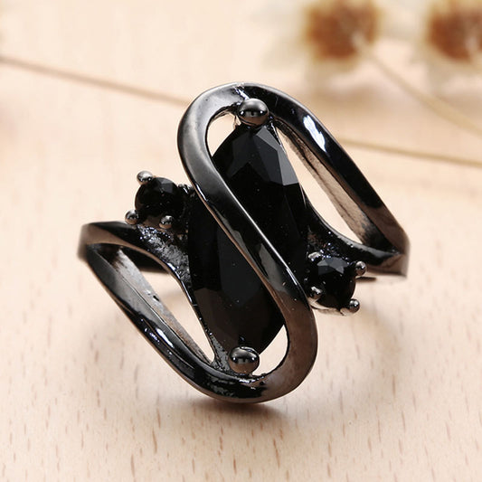 Charming Gold Ring for Any Occasion