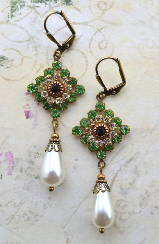 Charming Earring for Any Occasion