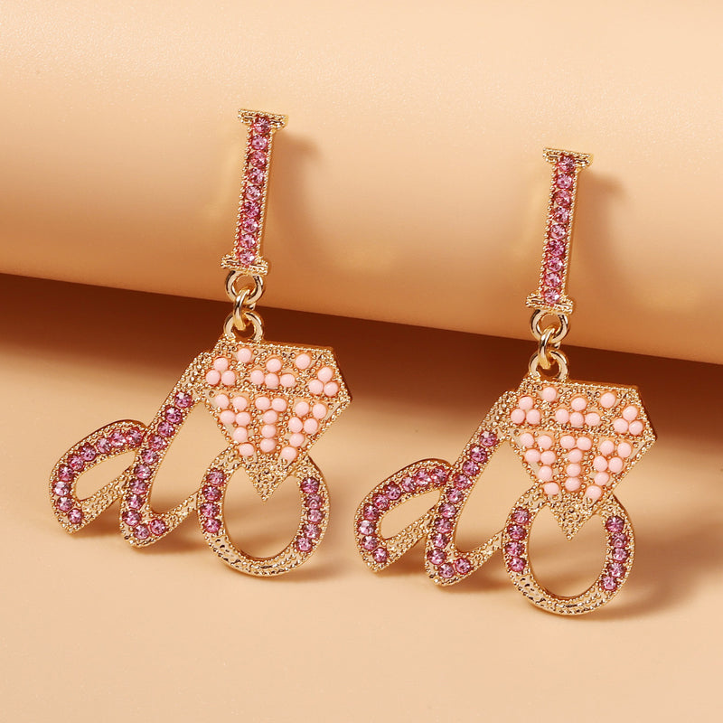 Charming Earring for Any Occasion