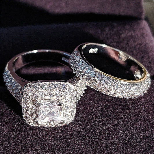 Classic Silver Ring with Timeless Appeal