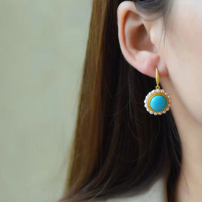 Beautiful Silver Earring with Unique Style