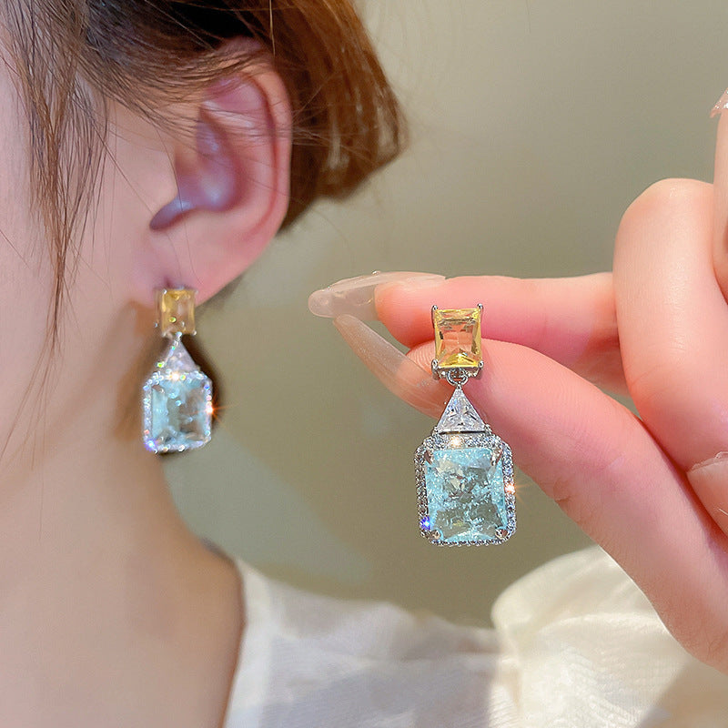 Romantic Earring for Special Moments