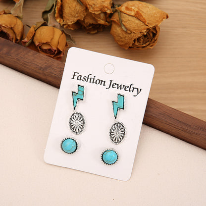 Beautiful Set with Unique Style