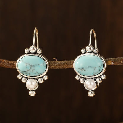 Classic Pearl Earring with Timeless Appeal