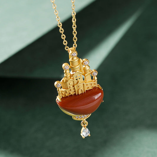 Classic Silver Necklace with Timeless Appeal