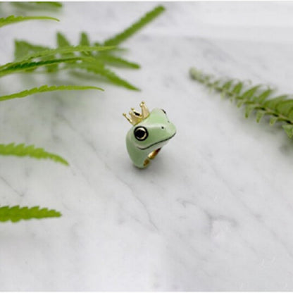 Charming Ring for Any Occasion