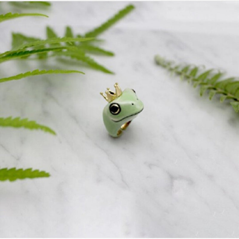 Charming Ring for Any Occasion