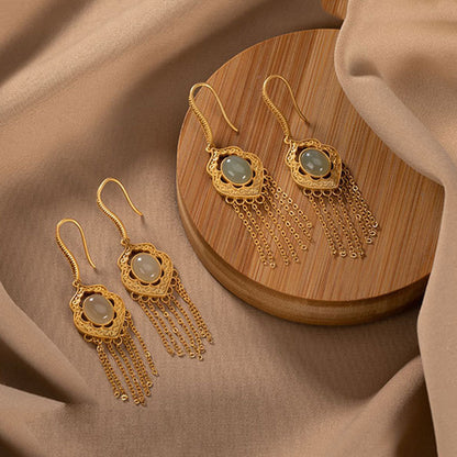 Beautiful Gold Earring with Unique Style
