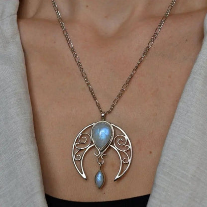 Classic Necklace with Timeless Appeal