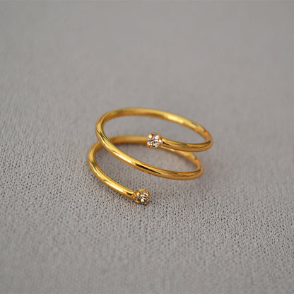 Romantic Gold Ring for Special Moments