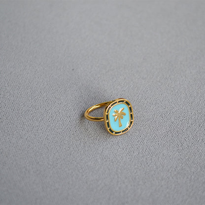 Classic Gold Ring with Timeless Appeal