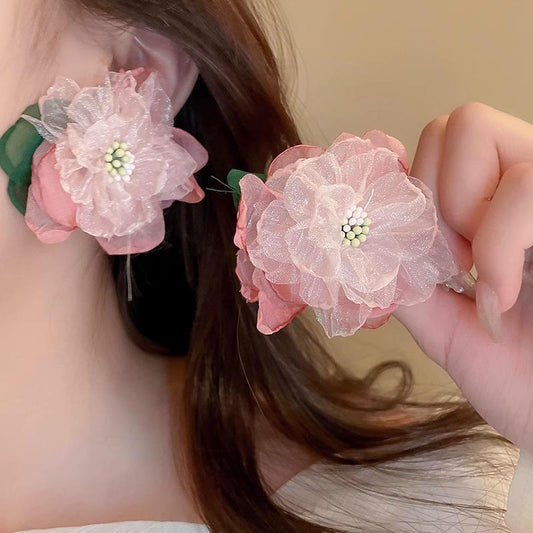 Classic Earring with Timeless Appeal