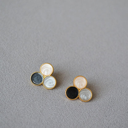Classic Silver Earring with Timeless Appeal
