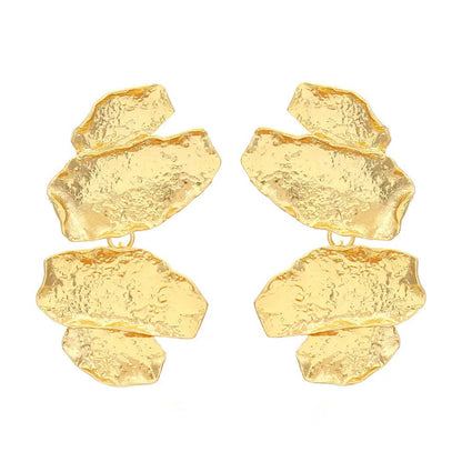 Beautiful Gold Earring with Unique Style