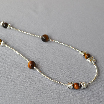 Classic Silver Necklace with Timeless Appeal