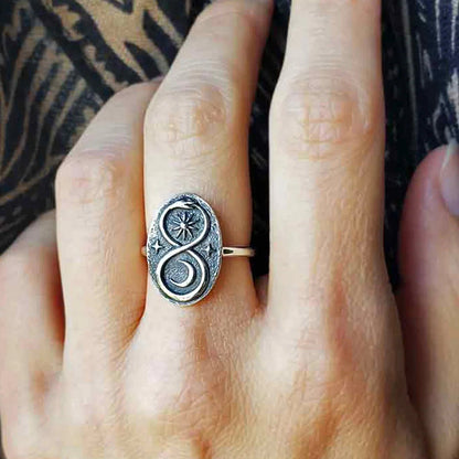 Charming Piece for Any Occasion