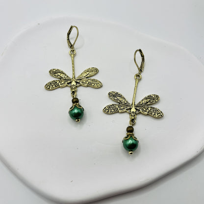 Beautiful Pearl Earring with Unique Style