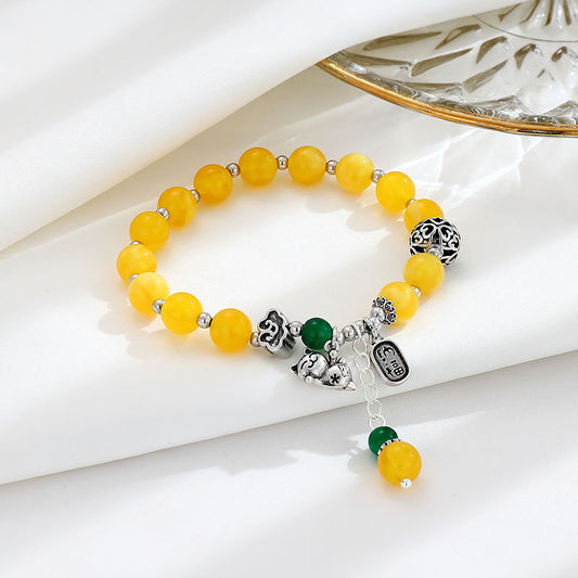 Classic Silver Bracelet with Timeless Appeal