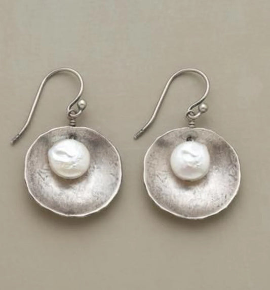 Elegant Silver Earring for Every Occasion