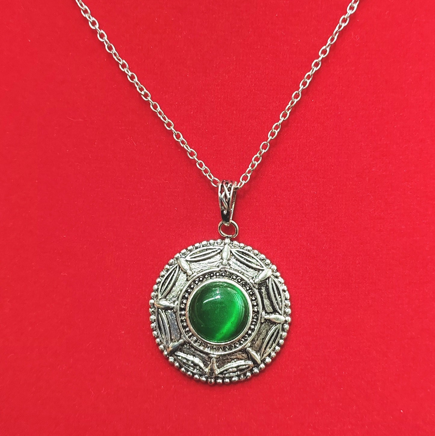 Charming Necklace for Any Occasion