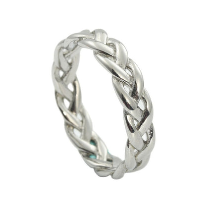 Classic Chain with Timeless Appeal