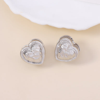 Charming Piece for Any Occasion