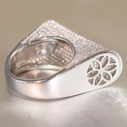 Elegant Piece for Every Occasion