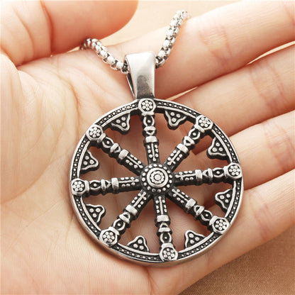 Classic Pendant with Timeless Appeal