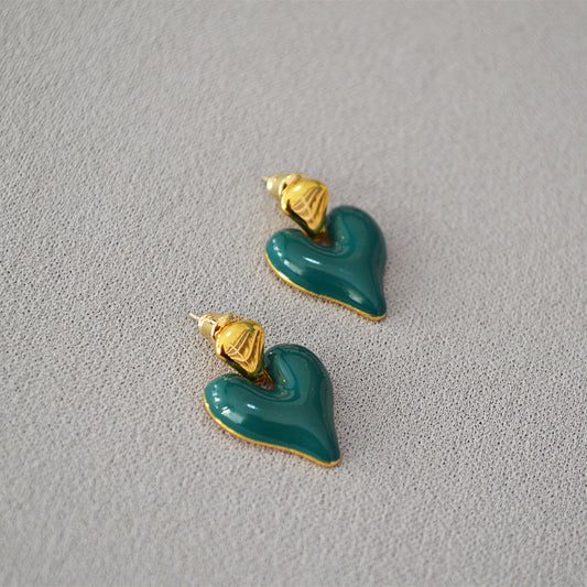 Beautiful Silver Earring with Unique Style