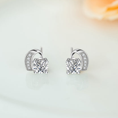 Charming Earring for Any Occasion