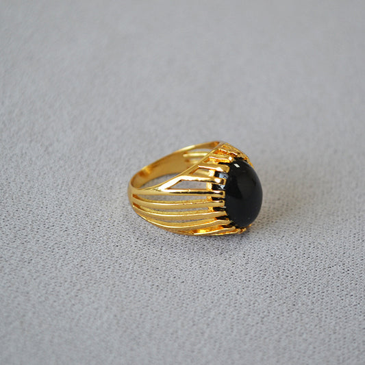Charming Gold Ring for Any Occasion