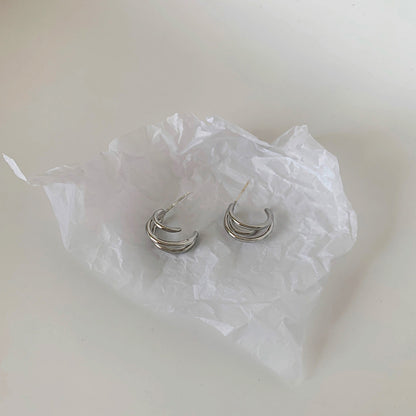 Classic Earring with Timeless Appeal