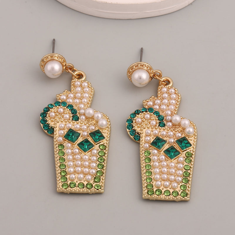 Beautiful Pearl Earring with Unique Style