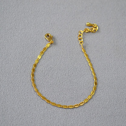 Stunning Gold Necklace for Daily Wear