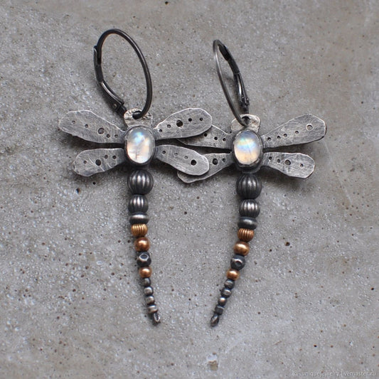 Charming Earring for Any Occasion