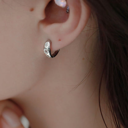 Charming Piece for Any Occasion