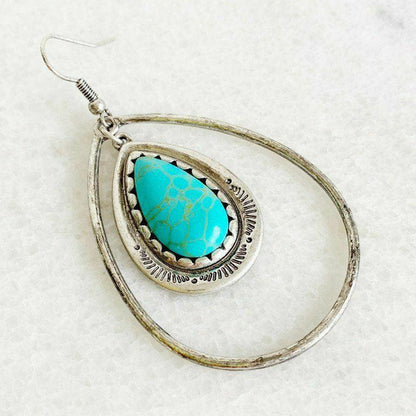 Romantic Silver Earring for Special Moments